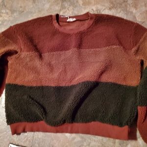 3 color sweater